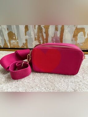Ah-dorned New York Pink Crossbody Bag with Heart Accent